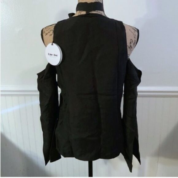 Line & Dot Top Womens Size Small Cupro Cold Shoulder Black Gothic Street - Picture 10 of 14